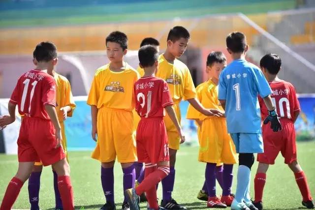 维斯-布朗：阿森纳仍有机会夺冠